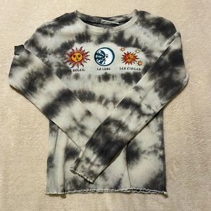 Sun, moon and stars shirt size small